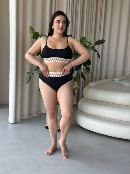 Роздільний чорний купальник PLUS SIZE з яскравою резинкою 9723 фото
