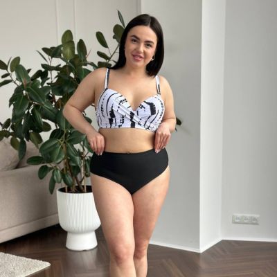 Чорно-білий роздільний купальник з тунікою PLUS SIZE з поролоновими чашками 13203 фото