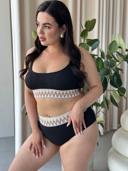 Роздільний чорний купальник PLUS SIZE з яскравою резинкою 10011 фото