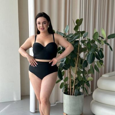 Роздільний купальник PLUS SIZE з високими плавками, твердими чашками в чорному кольорі 8946 фото