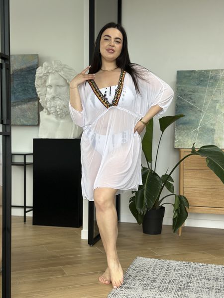 Біла пляжна туніка PLUS SIZE з орнаментом 12384 фото